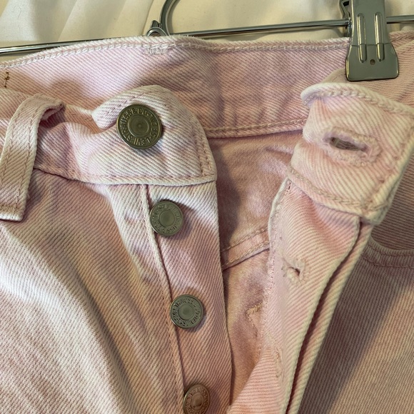High waisted Levi’s Shorts - Picture 7 of 8